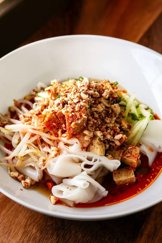 C16 Liang-Pi In Chili Sauce红油凉皮🌶️(Nut)
